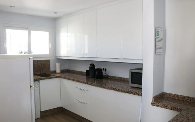2 bedroom apartment Paradorares Ne
