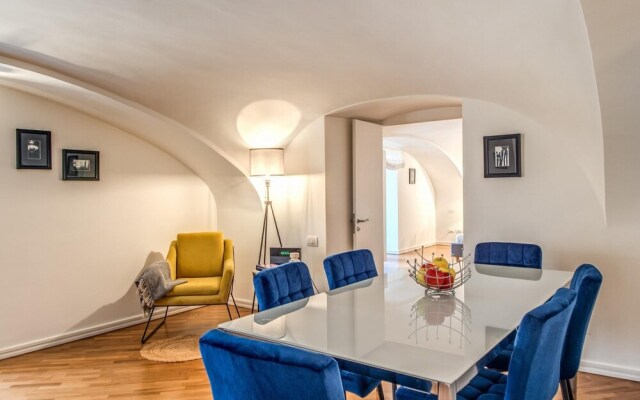 Pignatelli Apartment
