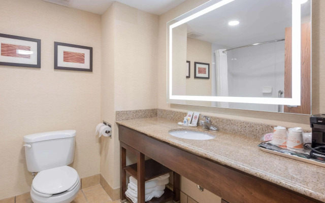 Comfort Inn Grove City - Columbus South