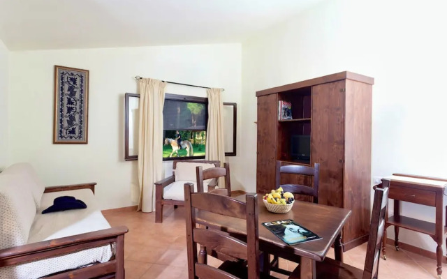 Residence with swimming-pool in Arborea