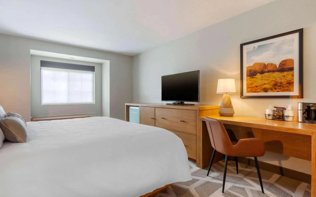 La Quinta Inn & Suites by Wyndham Tempe University / Phoenix