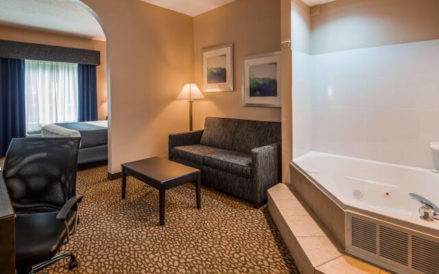 Best Western Plus Bradenton Hotel & Suites