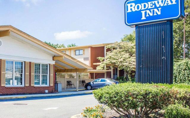 Rodeway Inn Huntington Station - Melville