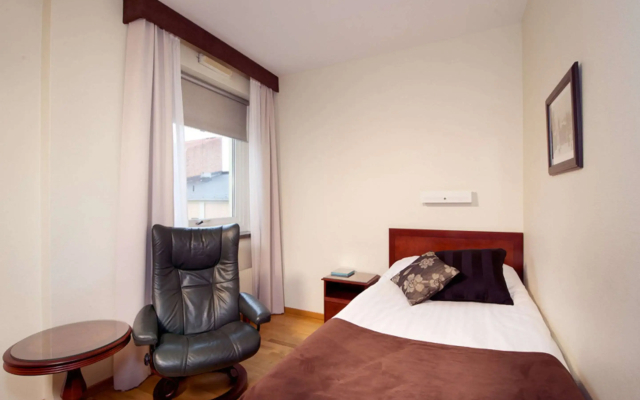 Home Hotel Cardinal