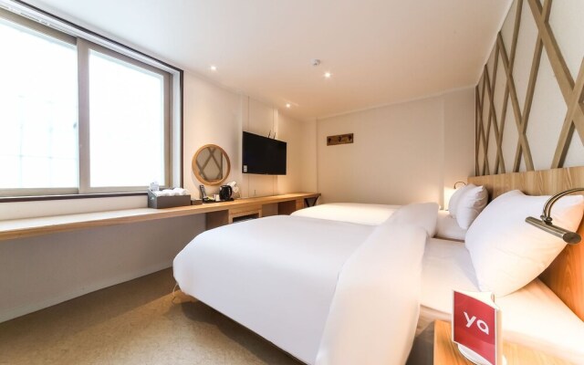 Geojedo Jangseungpo Hotel Carara