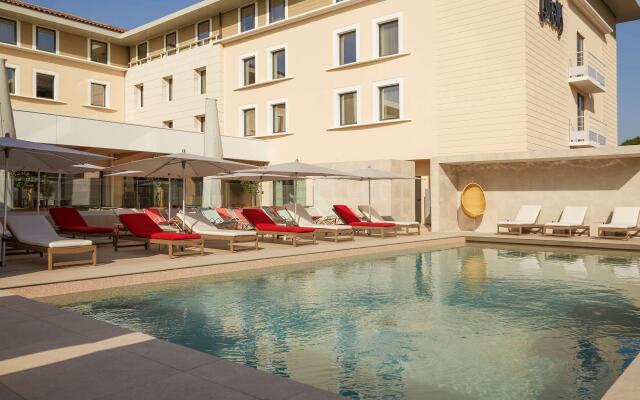 Mercure Avignon Gare TGV