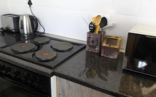 Self-catering Studio, Unit 6 on Krupp