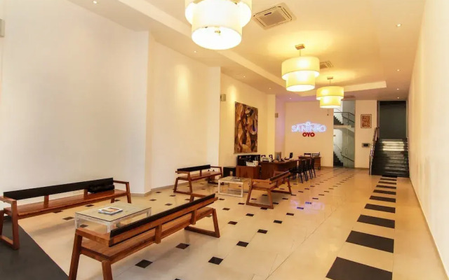 OYO 117 Saninro Residencies