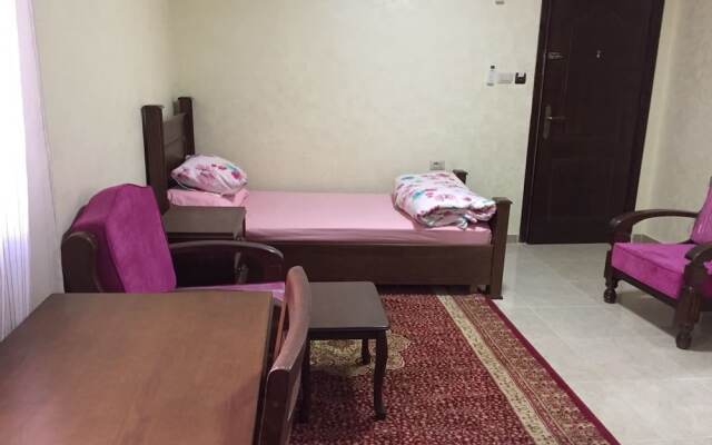 Ikhwa studio apartments -Female guests only-