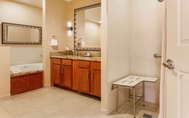 Hilton Promenade at Branson Landing