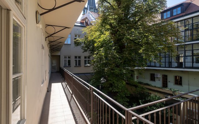 Spacious Apartments in Heart of Prague