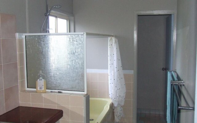 Kiah Country Gardens B&B