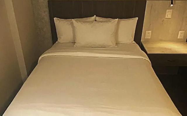 JM & Suites