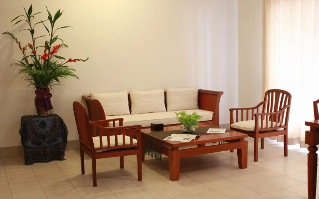 Lux Riverside Hotel & Apartment
