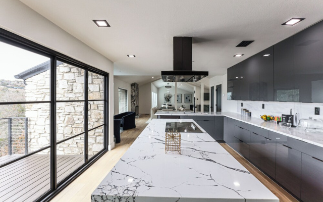 Luxurious Austin Hideaway! 4,400-sq-ft Estate