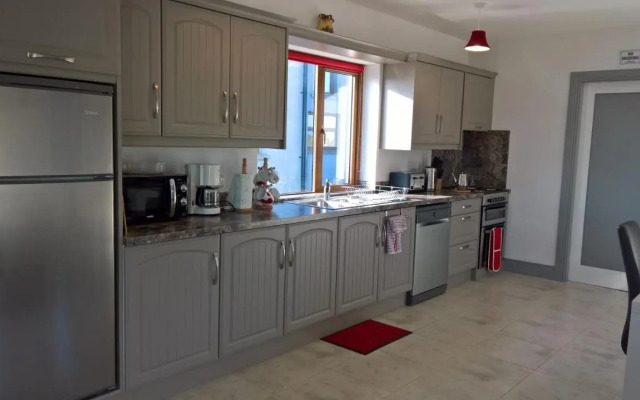 Doolin Heights Apartment