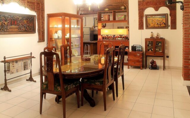 Reddoorz Plus Near Politeknik Negeri Bandung