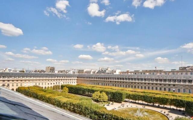 Amazing&Typical Parisian! view on Palais Royal-2P
