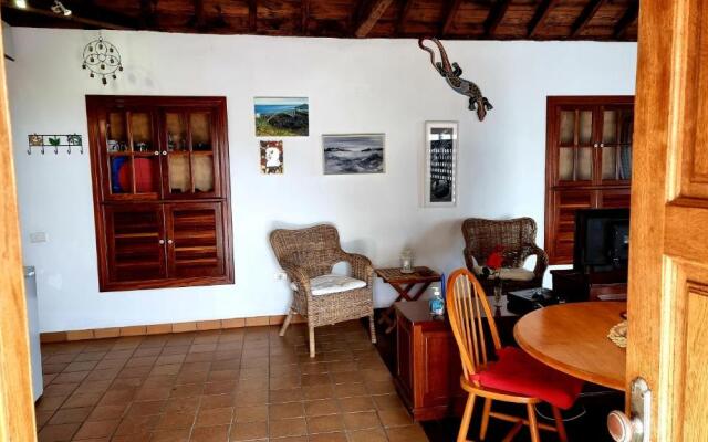 Casa Rural Manos de Oro by Isla Bonita