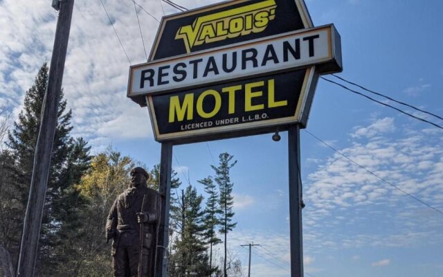 Valois' Motel & Restaurant