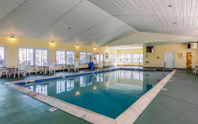 Quality Inn Lakefront