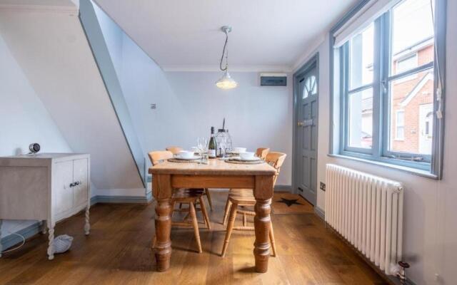 Sailmaker's Cottage