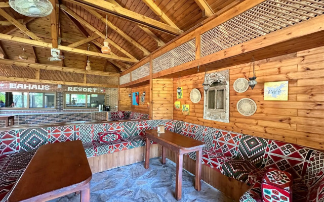 Bahaus Resort
