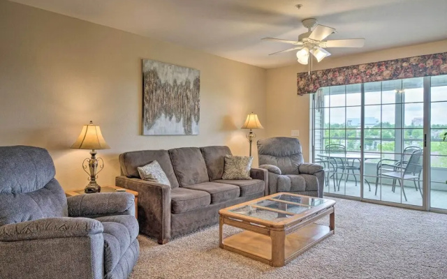 Champions Retreat Condo Near 76 Strip