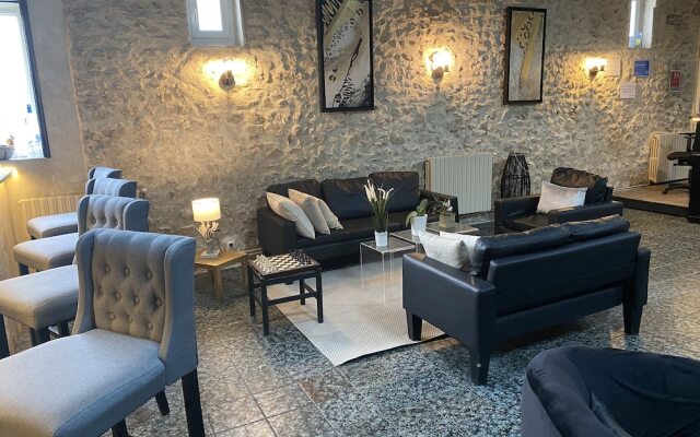 Hotel L'Escale des Alpilles