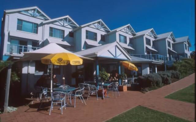 Breakers Apartments Mollymook