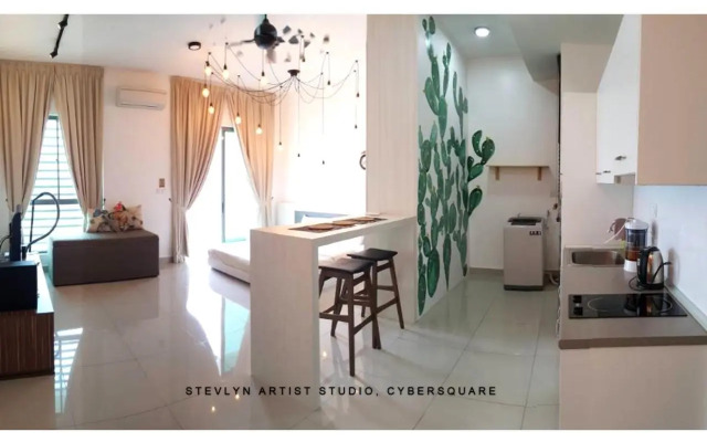 Stevlyn Artist Studio