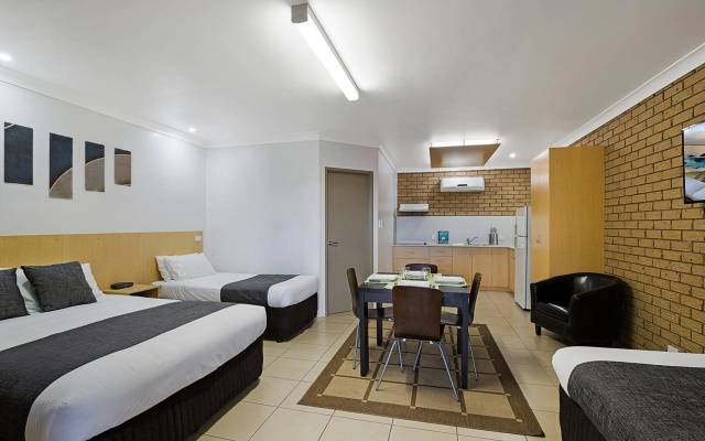 Sunray Motor Inn