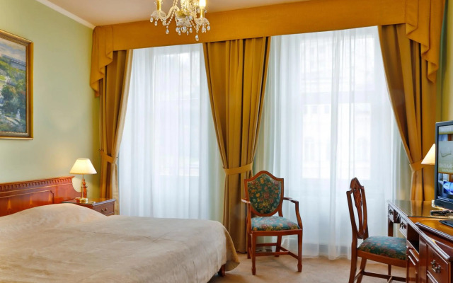Hotel Kolonada