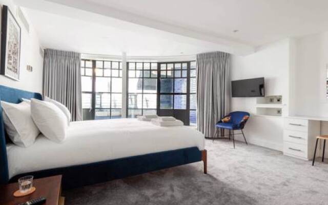 Leicester Square 3Br Penthouse W/ Terrace & Lift