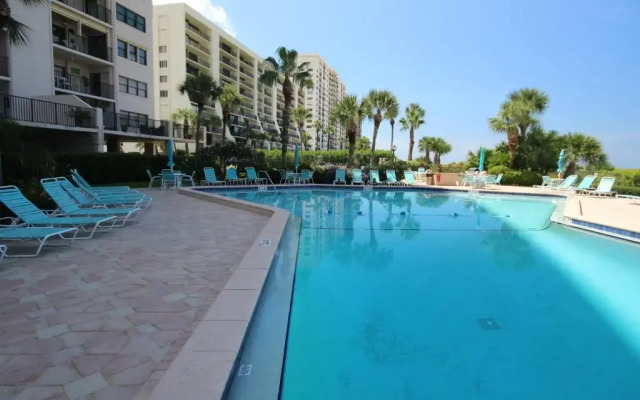 Landmark Towers 708 2 Br condo by RedAwning
