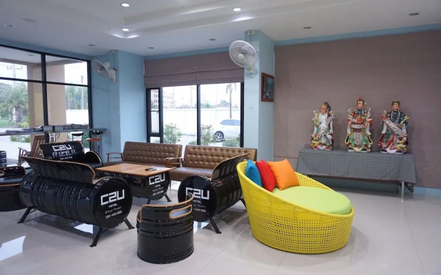 C2U Hotel Uthai Thani - Adults Only