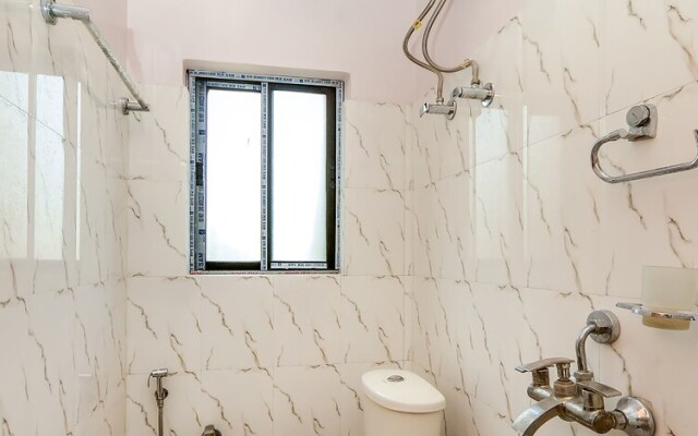 Palacia Inn by OYO Rooms