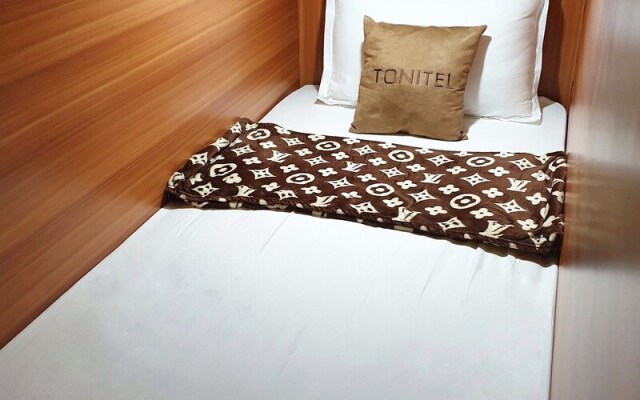 TONITEL Hotel Malioboro Yogyakarta - Hostel