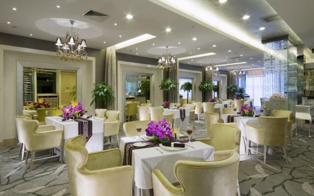 Radegast Hotel CBD
