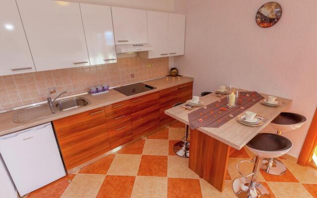 Luring Apartment in Dramalj with Hot Tub