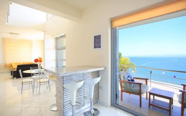 Seafront, 5star Home - 4min Walk To Private Beach