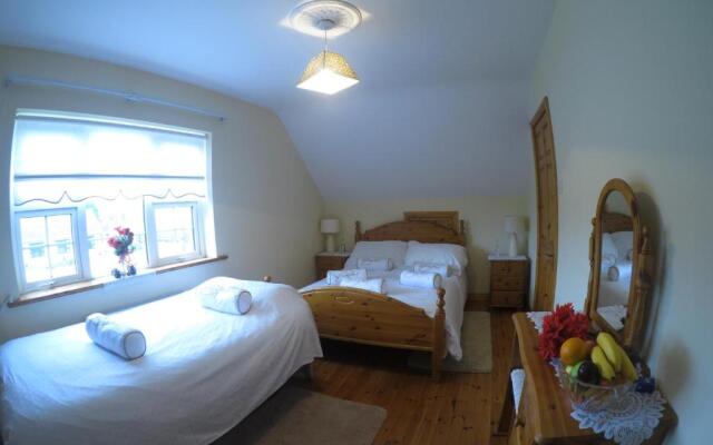 Derghaven B&B, Hostel & Self Catering