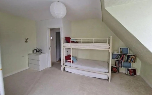 Family-friendly Holiday Home Near the Coast