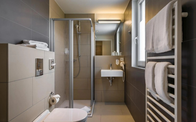 Signature East Hotel Apartment