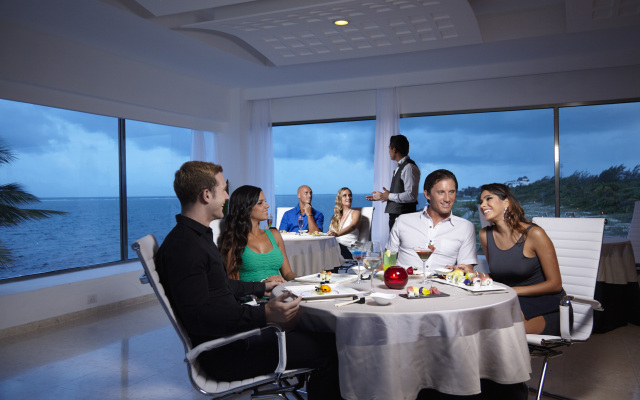 Desire Riviera Maya Pearl Resort, Couples Only - Adults Only All Inclusive