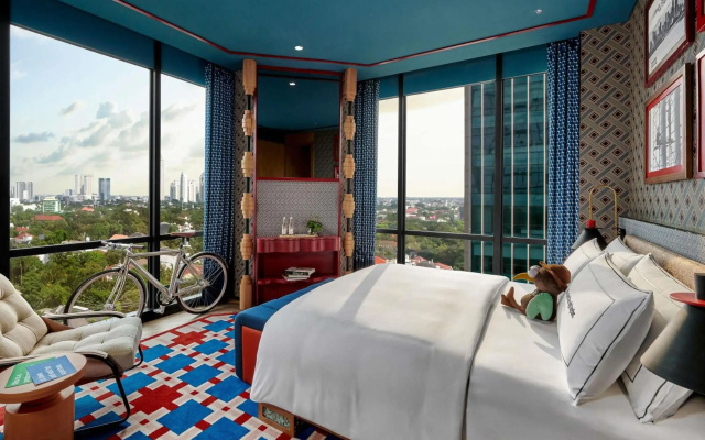25hours Hotel Jakarta The Oddbird
