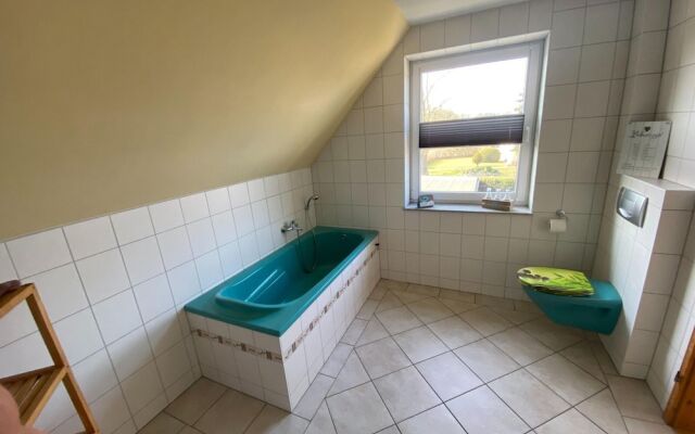 Inviting Apartment in Pruchten With Garden