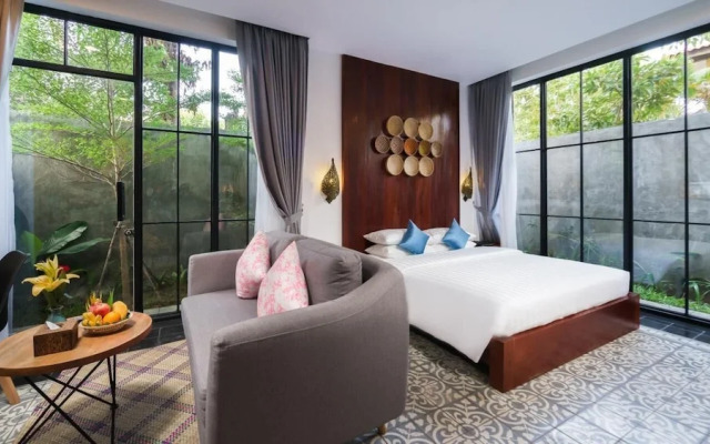 Room-deluxe Double Room With Patio or Ba