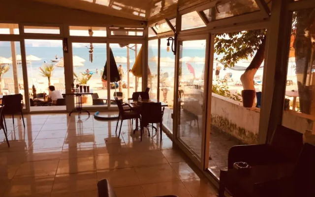 Erkin Beach Club Hotel