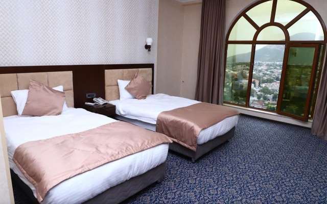 Ruma Qala Hotel